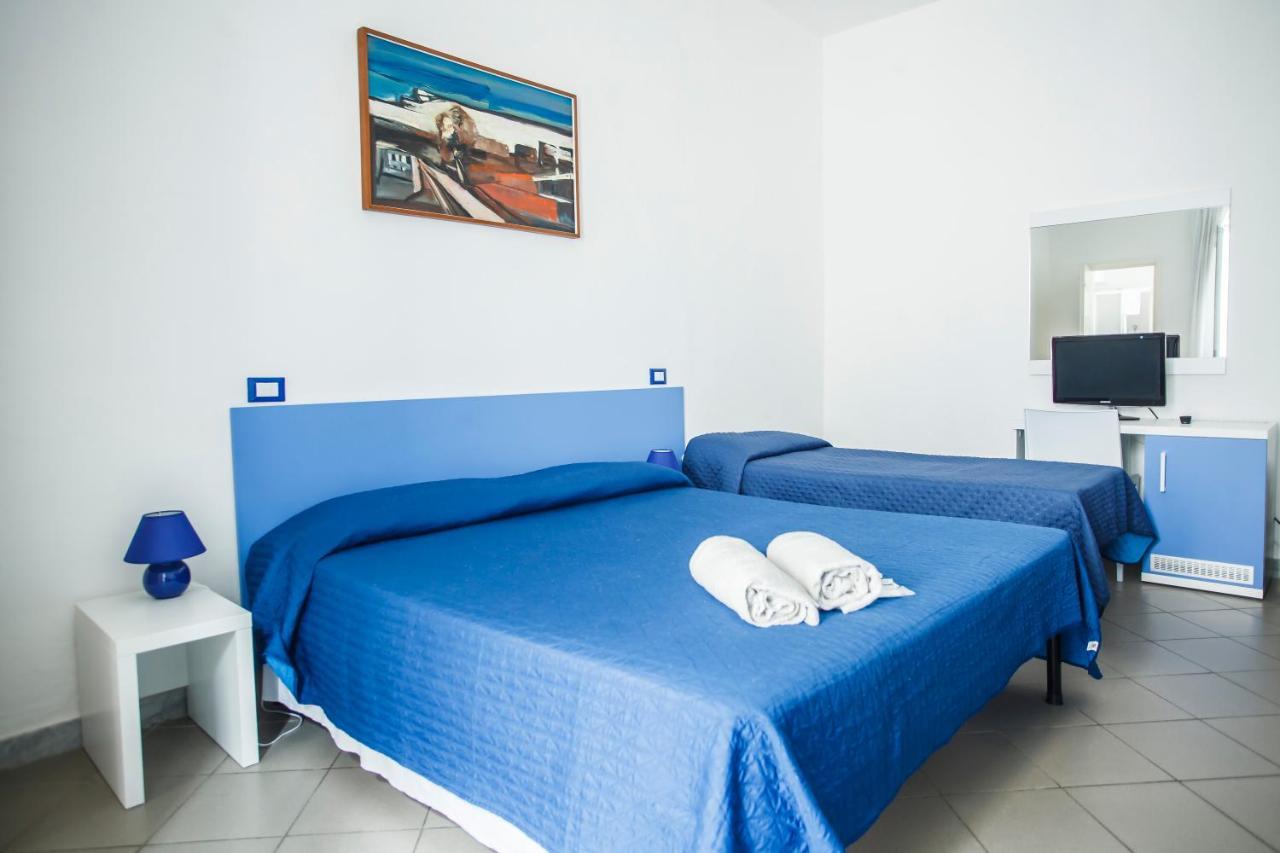 וירג'יו Hotel Rex מראה חיצוני תמונה