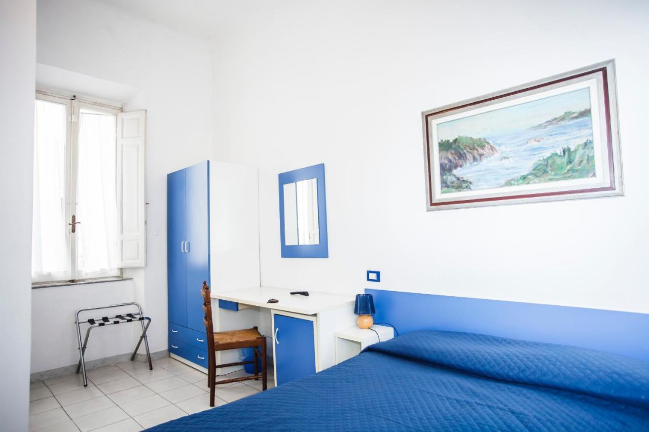 וירג'יו Hotel Rex מראה חיצוני תמונה