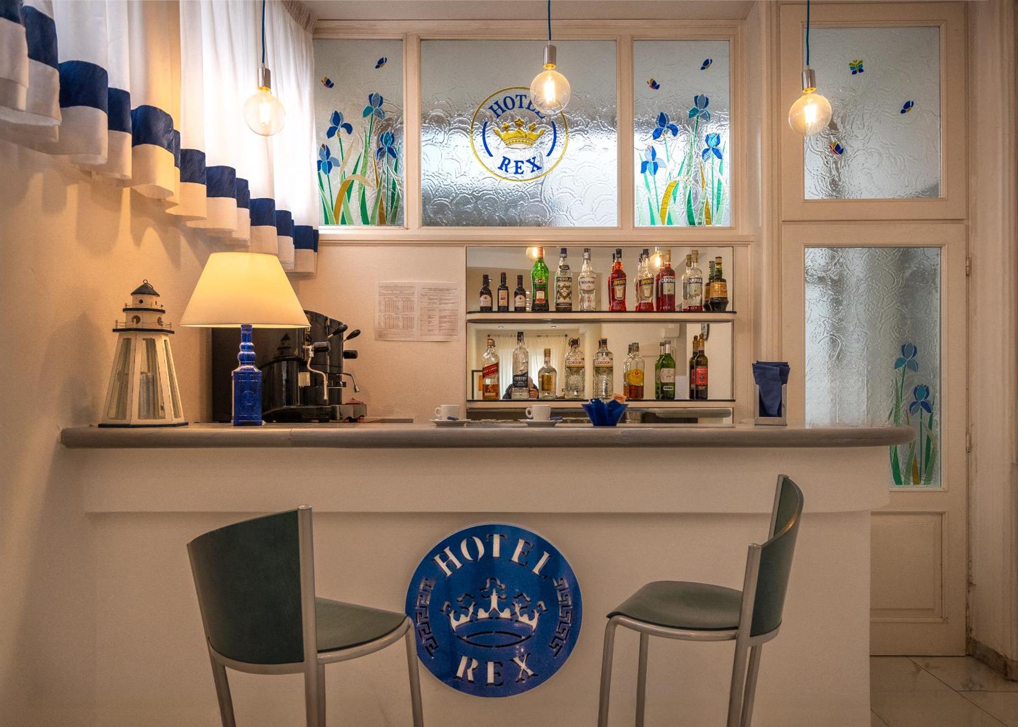 וירג'יו Hotel Rex מראה חיצוני תמונה